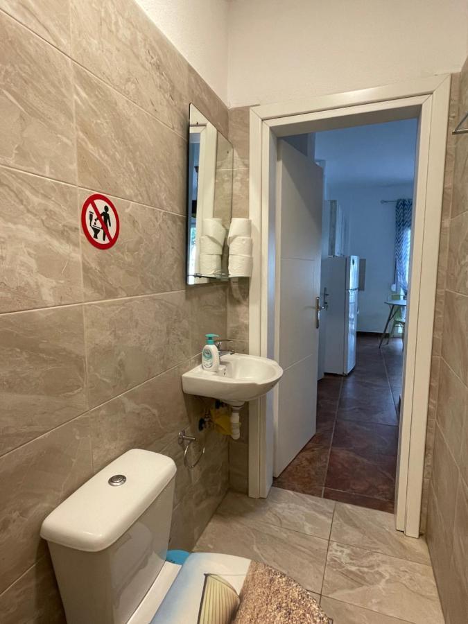 Maria Apartments Nea Karvali Buitenkant foto