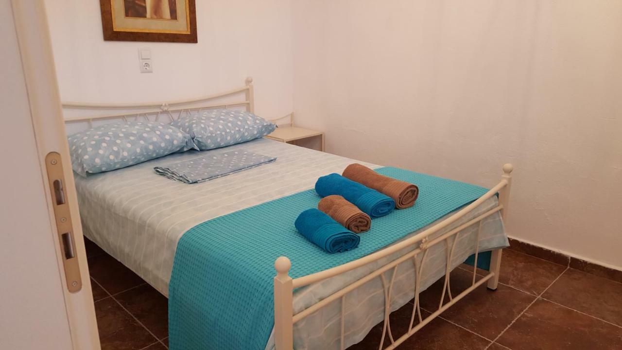 Maria Apartments Nea Karvali Buitenkant foto
