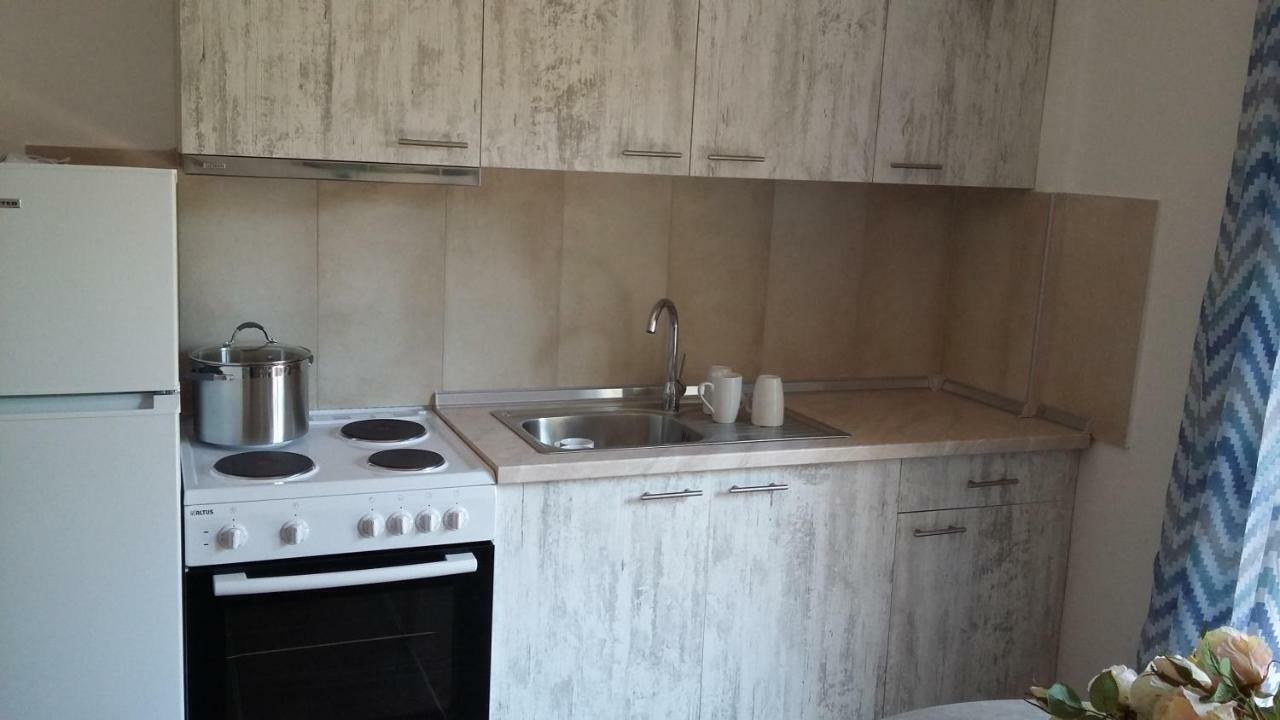 Maria Apartments Nea Karvali Buitenkant foto