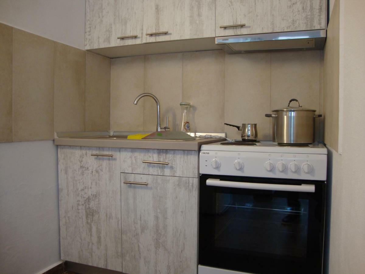 Maria Apartments Nea Karvali Buitenkant foto