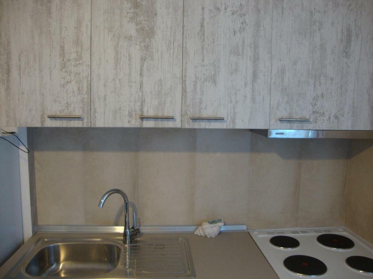 Maria Apartments Nea Karvali Buitenkant foto