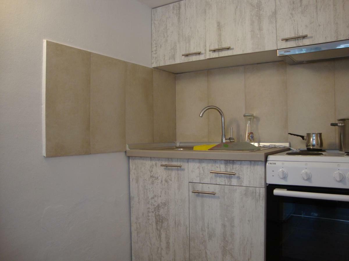 Maria Apartments Nea Karvali Buitenkant foto